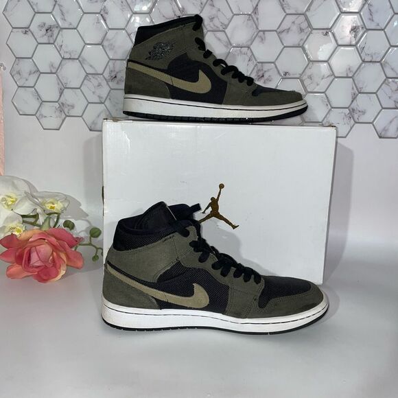 Jordan 1 Military Olive 9 - Picture 1 of 11